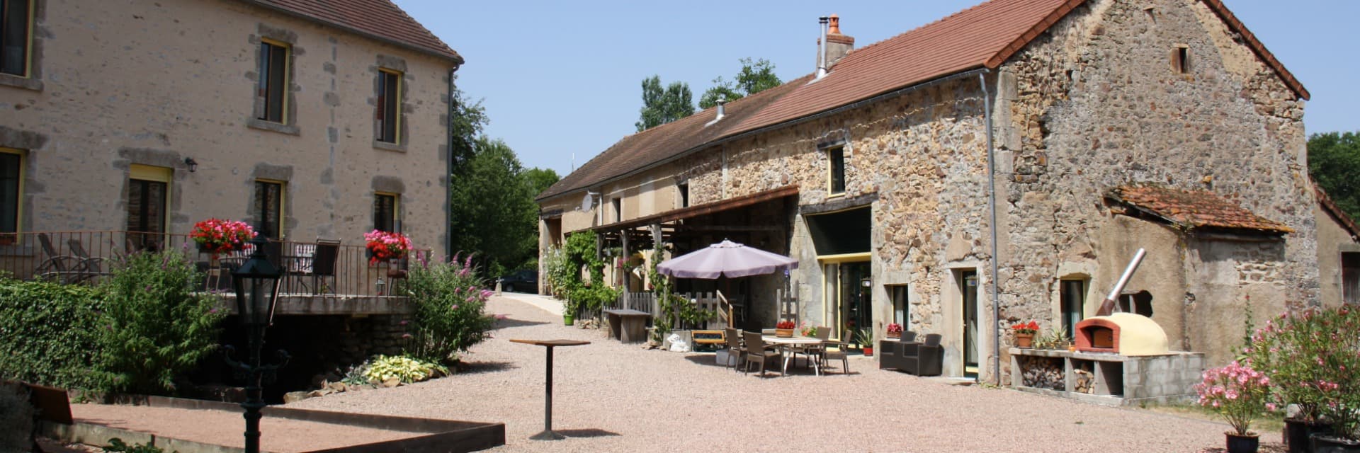 Hotel Camping Sur Yonne**