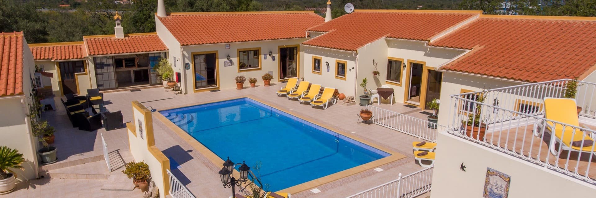 *Casa dos Ninos B&B Algarve*